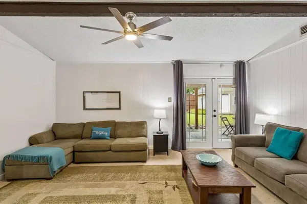 1513 Meadow Way, Garland, TX 75042