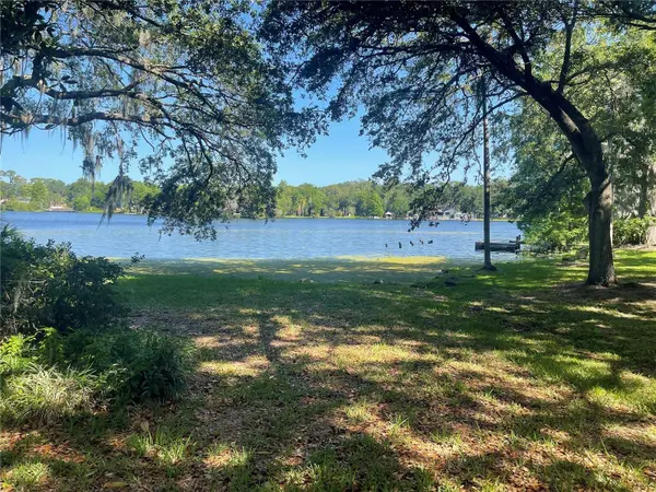 4965 PURITAN CIR #401, Tampa, FL 33617
