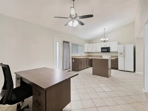 431 Whitney Street, Cedar Hill, TX 75104