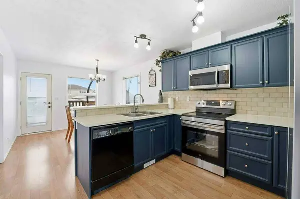 268 Kingston DR, Red Deer, AB T4P 0A7