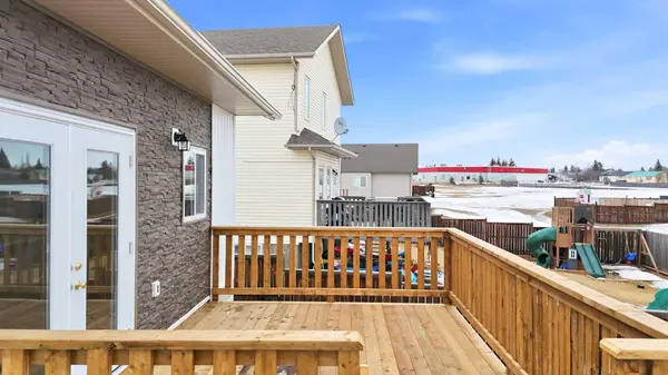5123 55 Street Close, Eckville, AB T0M 0X0