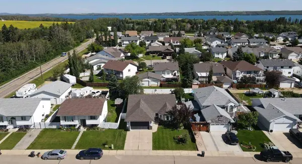 5 Westwood CRES, Sylvan Lake, AB T4S 1P6