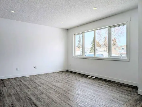 400 4 ST NE, Slave Lake, AB T0G 2A2