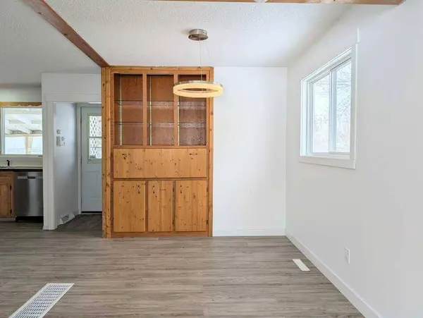 400 4 ST NE, Slave Lake, AB T0G 2A2