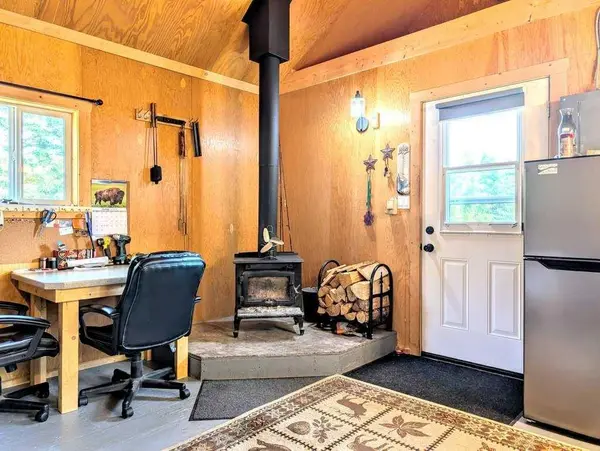 4 4A ST W, Faust, AB T0G 0X0