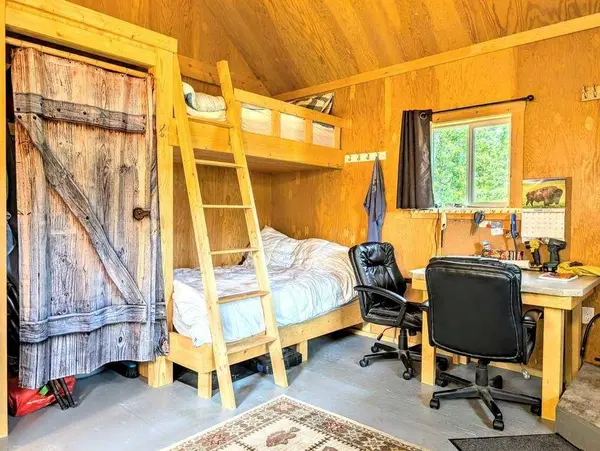 4 4A ST W, Faust, AB T0G 0X0