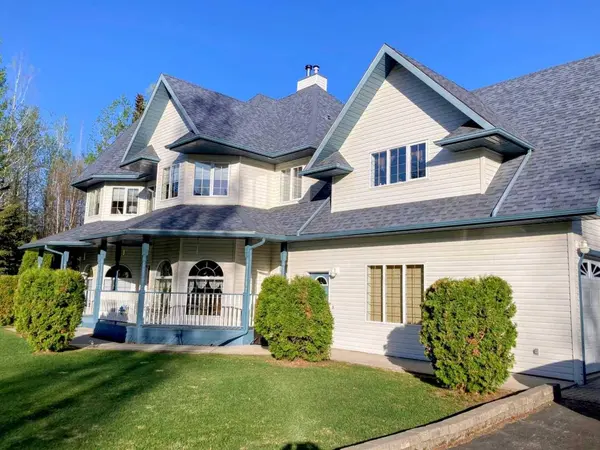2110 Pioneer DR SW, Slave Lake, AB T0G 2A4