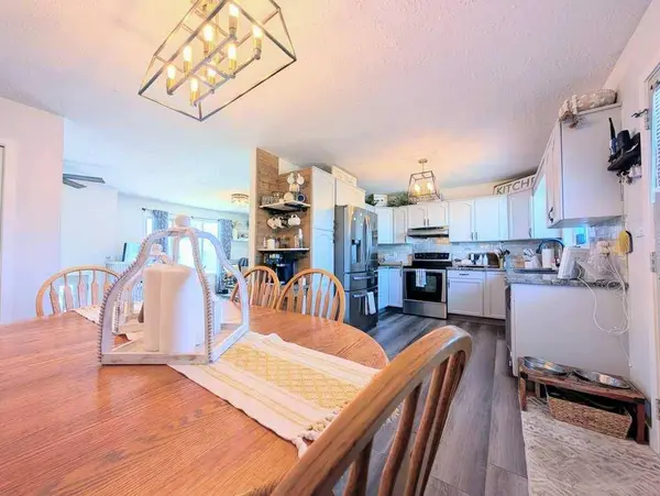 1013 10 AVE SE, Slave Lake, AB T0G 2A3