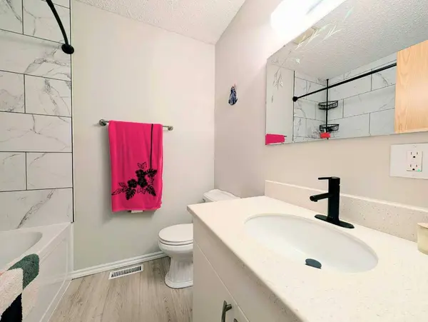 601 13 AVE SE, Slave Lake, AB T0G2A3