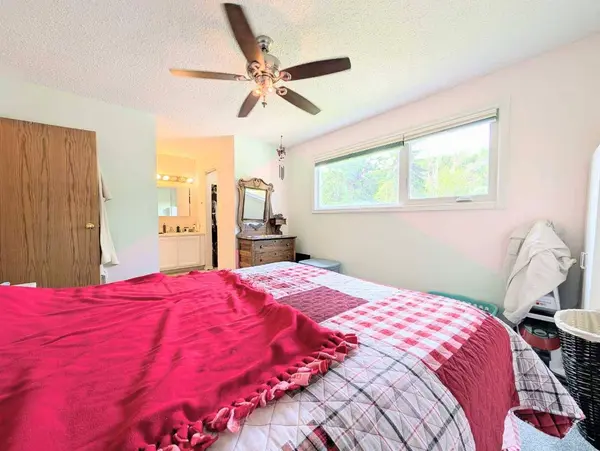 601 13 AVE SE, Slave Lake, AB T0G2A3