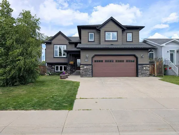1004 7 AVE SE, Slave Lake, AB T0G2A3