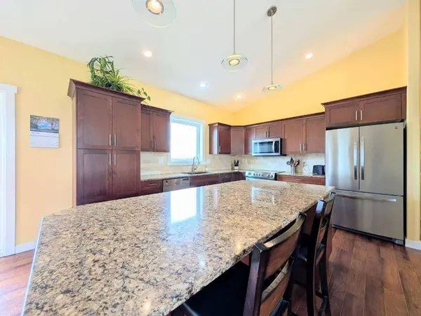 1004 7 AVE SE, Slave Lake, AB T0G2A3