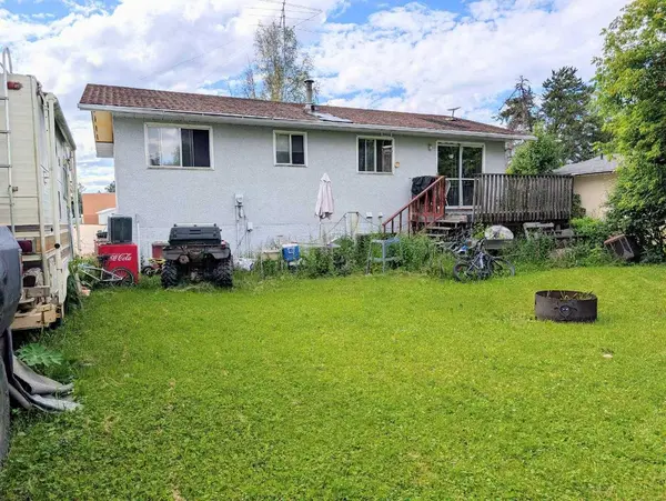 209 7 ST SE, Slave Lake, AB T0G2A3