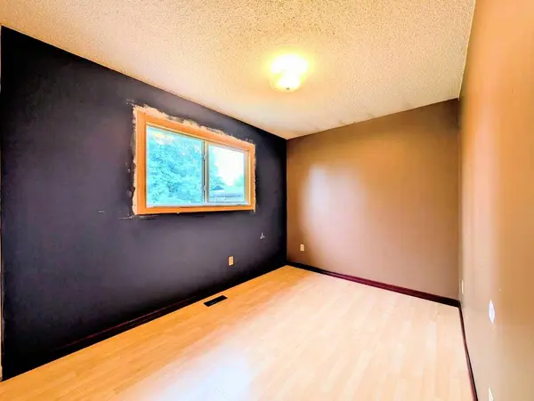 205 7 ST SE, Slave Lake, AB T0G2A3