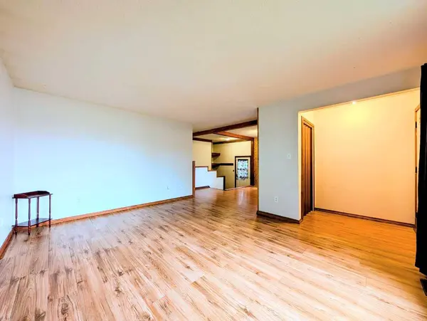 205 7 ST SE, Slave Lake, AB T0G2A3