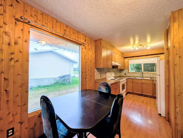 205 7 ST SE, Slave Lake, AB T0G2A3