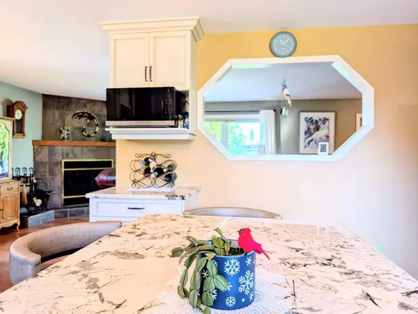 501 4 ST NE, Slave Lake, AB T0G2A2