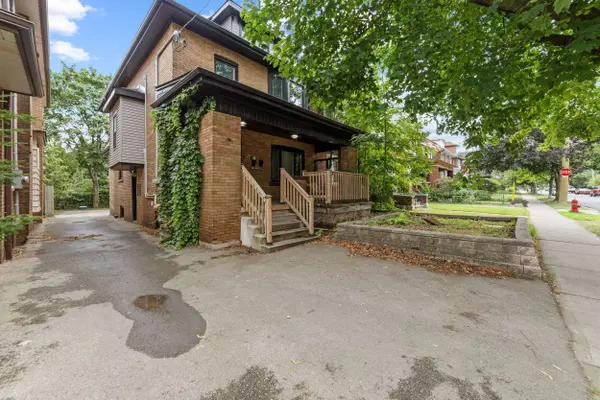 27 Melrose AVE S, Hamilton, ON L8M 2Y4