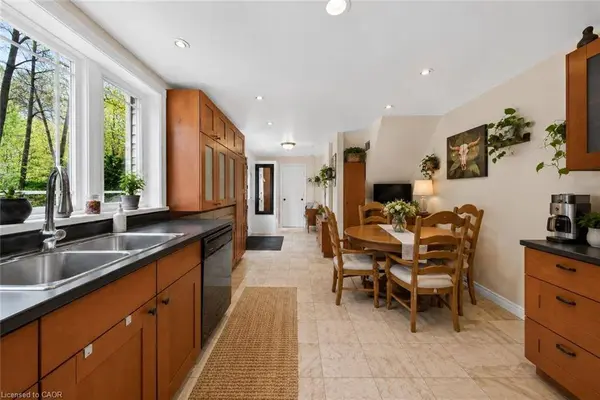 1343 Hidden Valley Road, Burlington, ON L7P 0T5