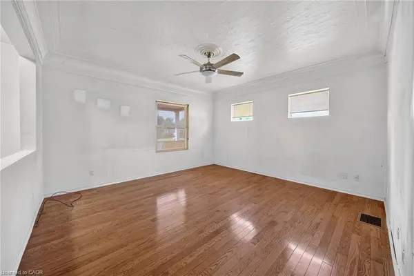 55 Merigold Street, St. Catharines, ON L2S 2N6
