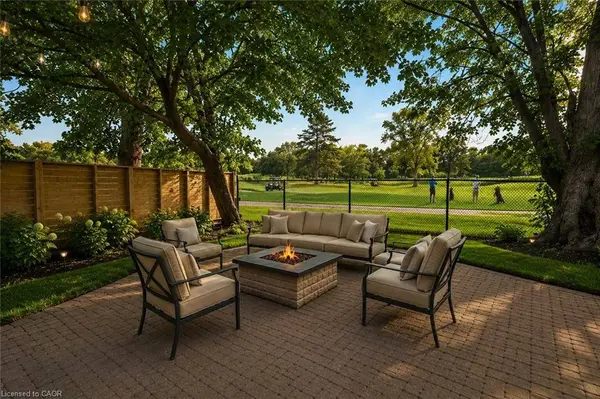 760 Kingsway Drive, Burlington, ON L7T 3H4