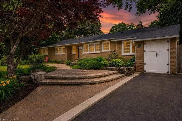 760 Kingsway Drive, Burlington, ON L7T 3H4