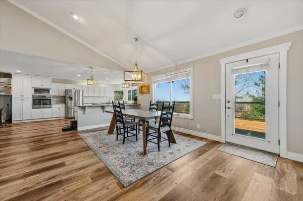 16380 Thornberry WAY, Grass Valley, CA 95949