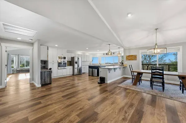 16380 Thornberry WAY, Grass Valley, CA 95949