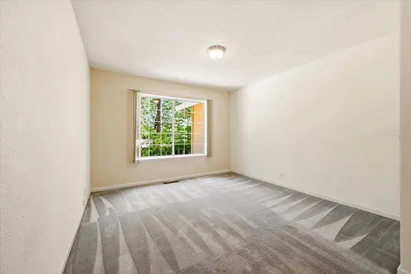 12600 Friar Tuck RD, Grass Valley, CA 95949