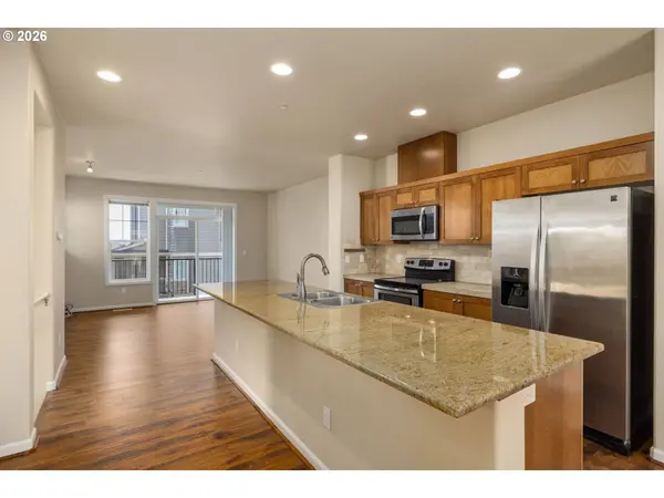 28528 SW DUNDEE LN, Wilsonville, OR 97070