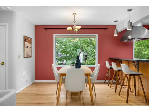 4155 SE OGDEN ST, Portland, OR 97202