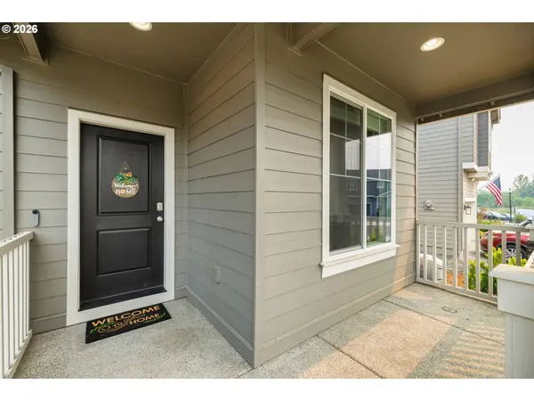 9354 N ALDER ST, Camas, WA 98607