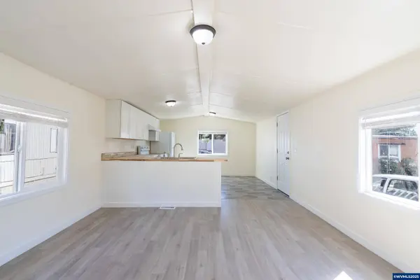 2031 Kennedy #29 Cir NE NE, Keizer, OR 97303