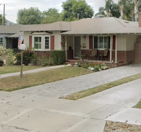 405 N Griffith Park Dr, Burbank, CA 91506-2031