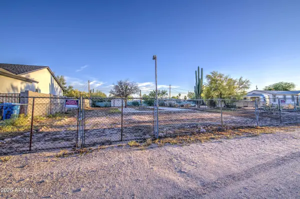 951 N WARNER Drive #NA, Apache Junction, AZ 85120