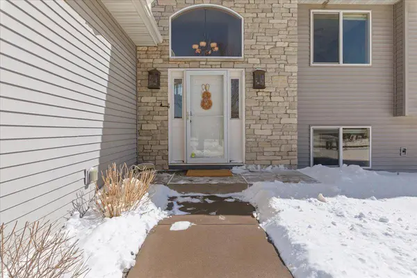 17987 Johnson ST NW, Elk River, MN 55330