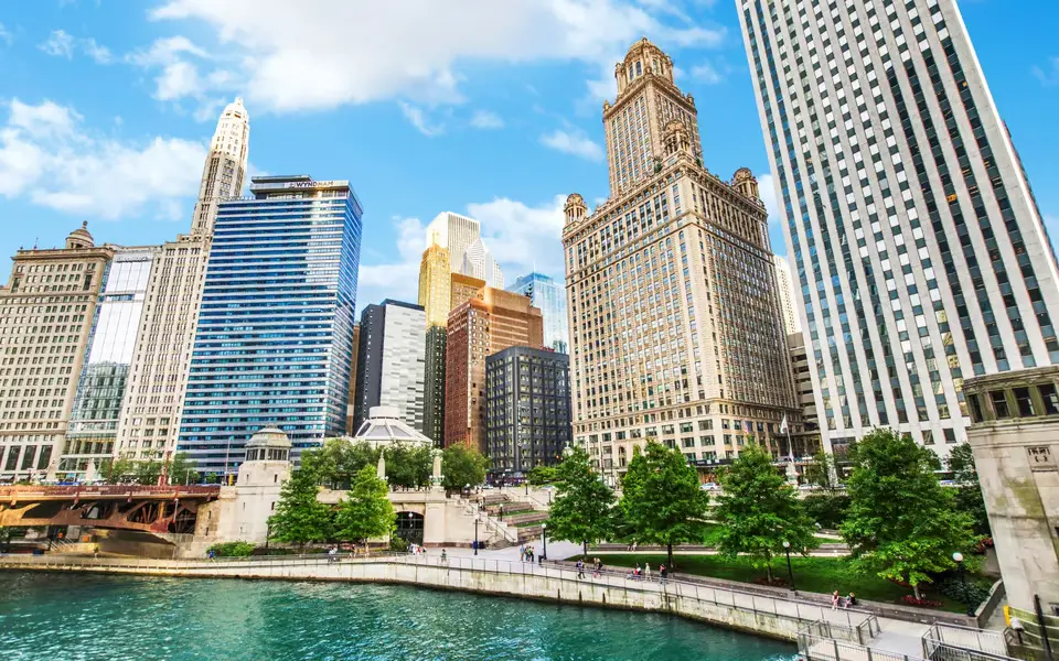 RIVER NORTH