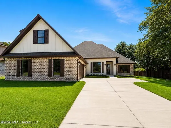138 Destiny Oaks Drive