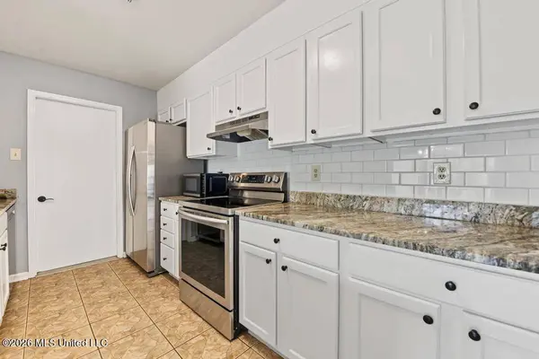 1337 Diller Road, Ocean Springs, MS 39564