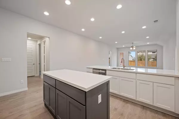 1037 Thunderhead TRL, Georgetown, TX 78628