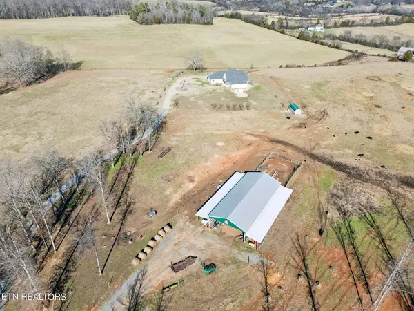 1250 Brick Mill Rd, Maryville, TN 37801
