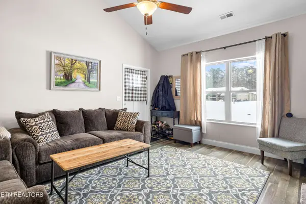 326 Shooting Star LOOP #201, Townsend, TN 37882