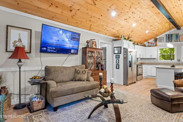 112 Jasper DR, Crossville, TN 38558