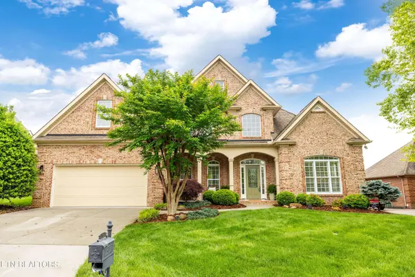 12618 Hunters Creek LN, Knoxville, TN 37922