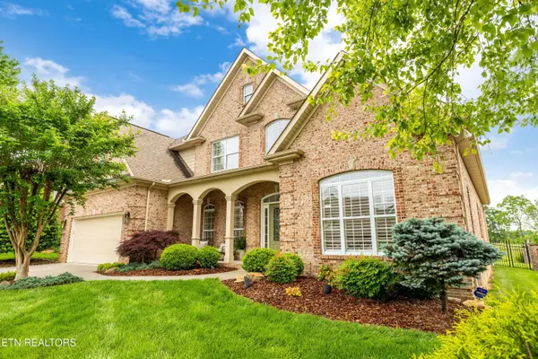 12618 Hunters Creek LN, Knoxville, TN 37922