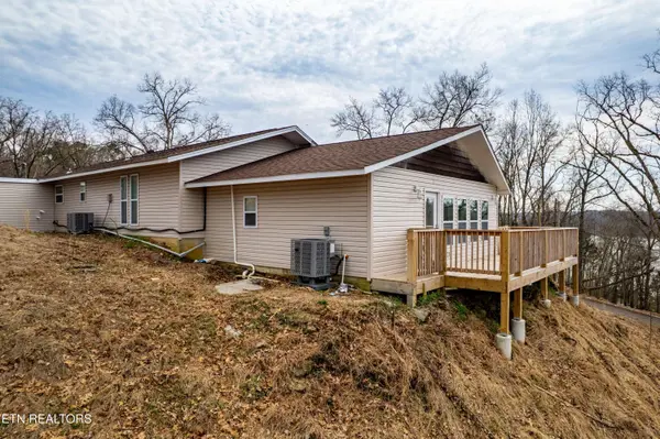 4431 Deer Run DR, Louisville, TN 37777