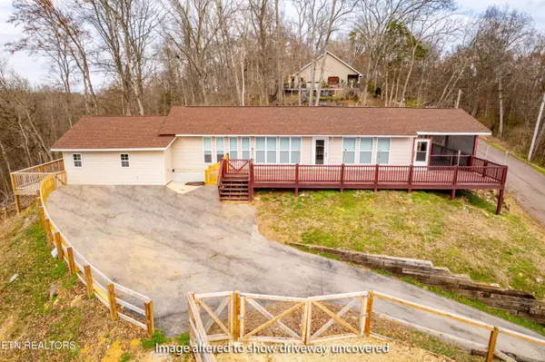 4431 Deer Run DR, Louisville, TN 37777