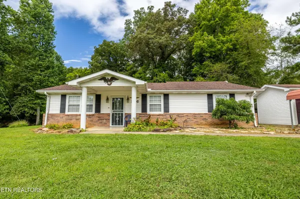 126 Jerry Cardin LN, Friendsville, TN 37737