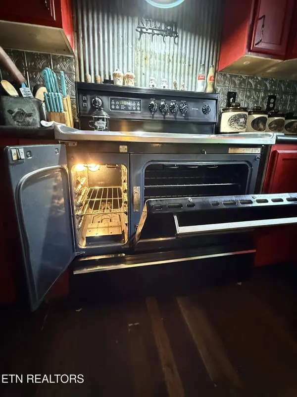 586 Rugby Hwy, Robbins, TN 37852