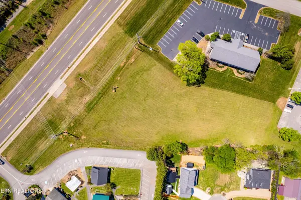 8017 Lamar Alex Pkwy, Townsend, TN 37882